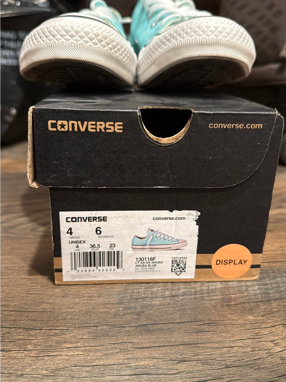 Converse Chuck Taylor Low Top Sneakers - Picture 2 of 7
